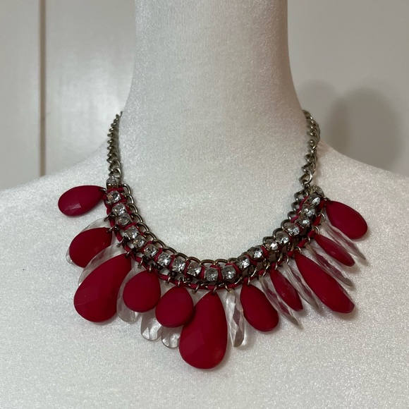 Dark Fuchsia/Clear textured Drop Rhinestone silver Tone Chain Bib Necklace 21” - Picture 1 of 5